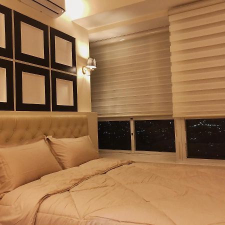 Hotel Ambiance, Spacious 2-Bedroom Condo In Qc Manila Exteriör bild