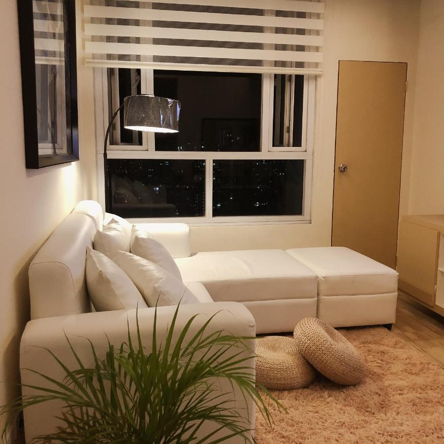 Hotel Ambiance, Spacious 2-Bedroom Condo In Qc Manila Exteriör bild